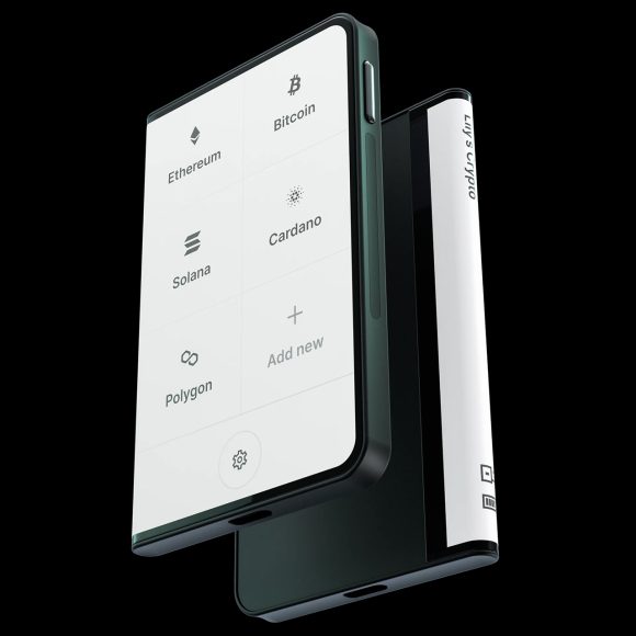 Ledger Stax – A New E-Ink-based Hardware Crypto Wallet