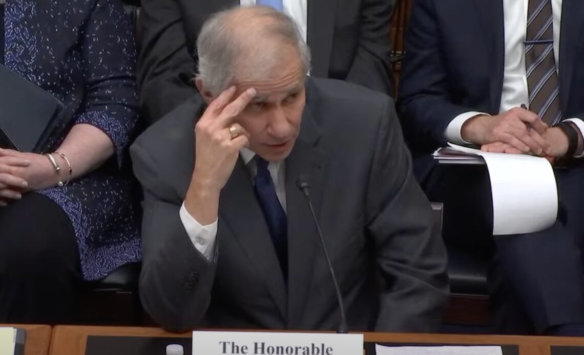FDIC plans to return $4B in Signature crypto deposits 'by early next week' — Martin Gruenberg