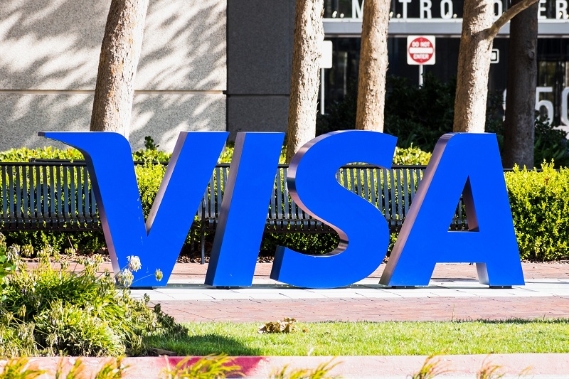 Visa expands its stablecoin capability to include USDC issued on Solana