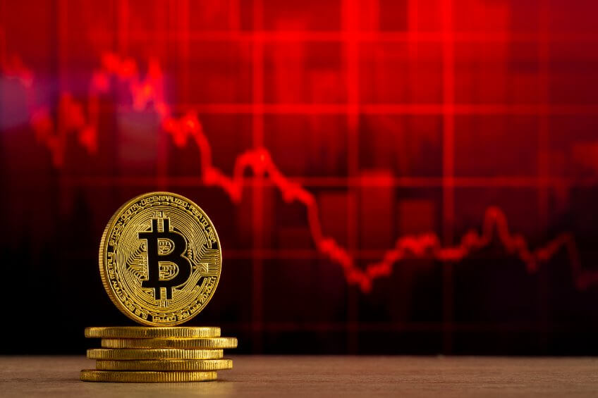 Altcoins bleed as Bitcoin dives 7% to lows of $62k