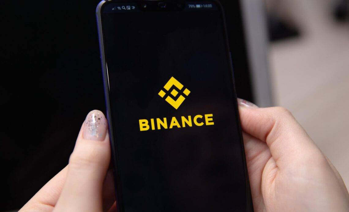 Binance adds direct deposits and withdrawals for dYdX